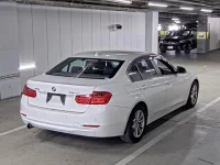 BMW 3-Series лот № 802 оценка 4  с аукциона в Японии 1