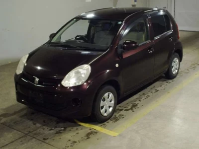 Toyota PASSO  с аукциона в Японии