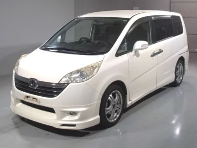 Honda STEP WAGON  с аукциона в Японии