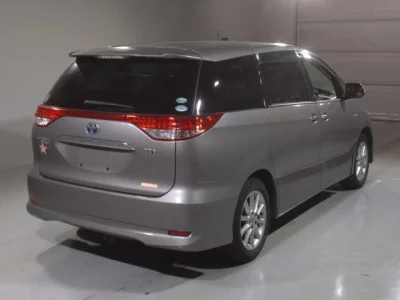 Toyota ESTIMA HYBRID