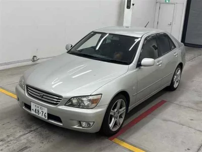 Toyota ALTEZZA  с аукциона в Японии