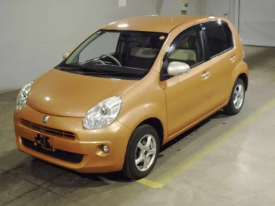 Toyota PASSO  с аукциона в Японии
