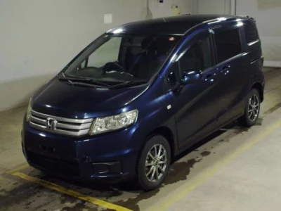 Honda FREED  с аукциона в Японии