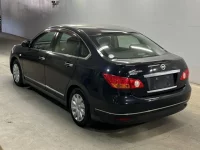 Nissan SYLPHY лот № 2047 оценка 4  с аукциона в Японии 1