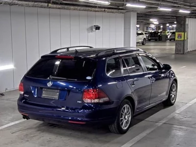 Volkswagen GOLF VARIANT