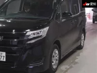 Toyota NOAH лот № 3032 оценка 4  с аукциона в Японии 6