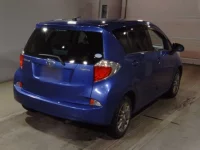 Toyota RACTIS лот № 7076 оценка RA  с аукциона в Японии 1