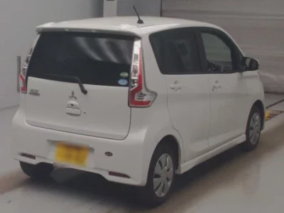 Mitsubishi EK CUSTOM