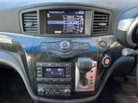 Nissan ELGRAND лот № 90071 оценка R  с аукциона в Японии 5