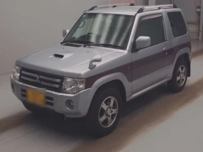 Mitsubishi PAJERO MINI