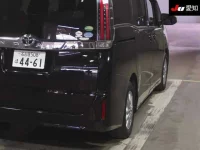 Toyota NOAH лот № 3041 оценка 4.5  с аукциона в Японии 7