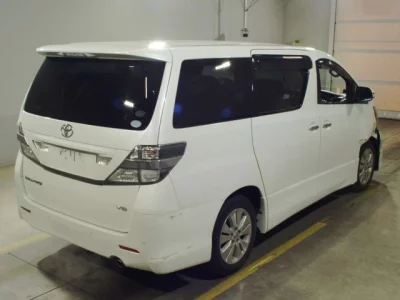 Toyota VELLFIRE  с аукциона в Японии