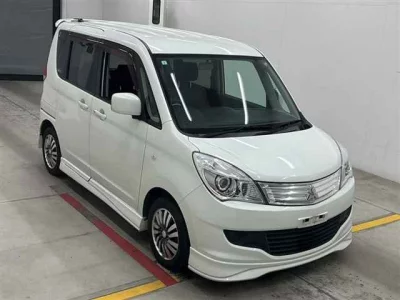 Mitsubishi DELICA D2