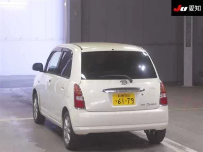 Daihatsu MIRA
