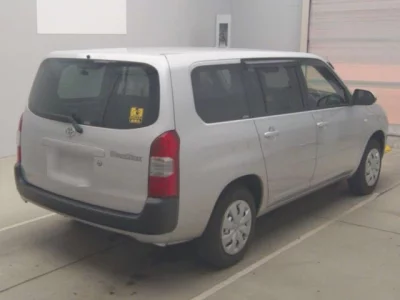 Toyota PROBOX  с аукциона в Японии