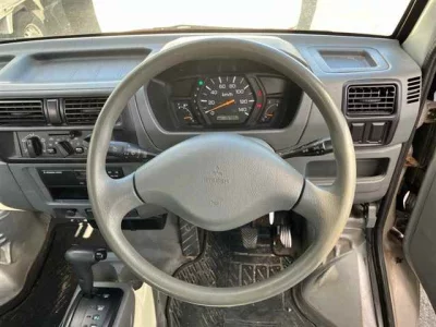 Mitsubishi MINICAB VAN