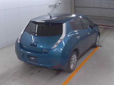 Nissan LEAF  с аукциона в Японии
