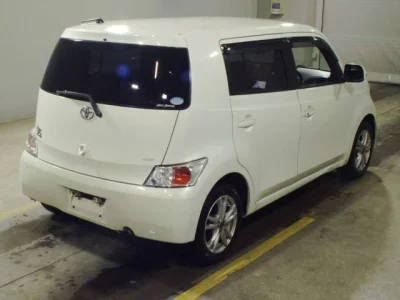 Toyota BB