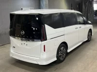 Nissan SERENA лот № 7001 оценка 4.5  с аукциона в Японии 4