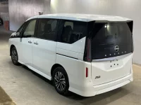Nissan SERENA лот № 7001 оценка 4.5  с аукциона в Японии 1