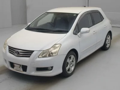 Toyota BLADE