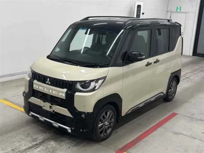 Mitsubishi DELICA MINI