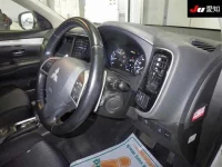 Mitsubishi OUTLANDER лот № 1025 оценка 3.5  с аукциона в Японии 4