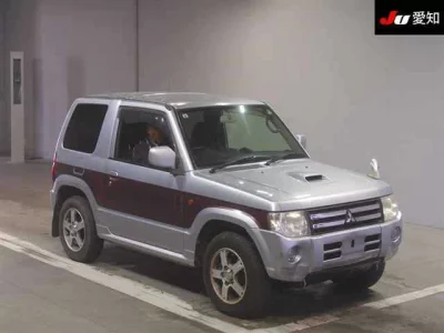 Mitsubishi PAJERO MINI