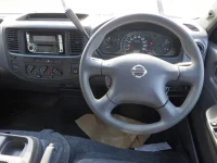 Nissan CARAVAN VAN лот № 4033 оценка 3.5  с аукциона в Японии 4