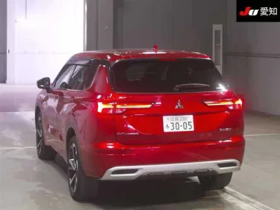 Mitsubishi OUTLANDER PHEV