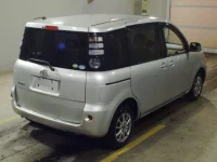 Toyota SIENTA лот № 7162 оценка 3  с аукциона в Японии 1