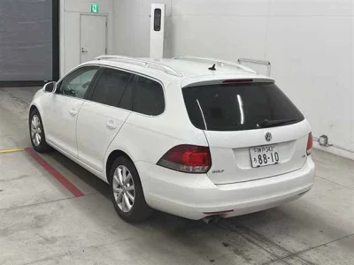 Volkswagen GOLF VARIANT