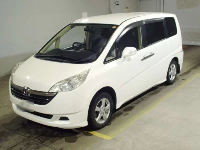 Honda STEP WAGON  с аукциона в Японии