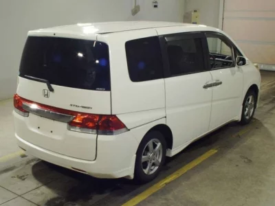 Honda STEP WAGON  с аукциона в Японии