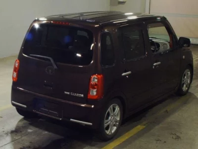 Daihatsu MIRA  с аукциона в Японии