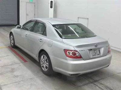 Toyota MARK X  с аукциона в Японии