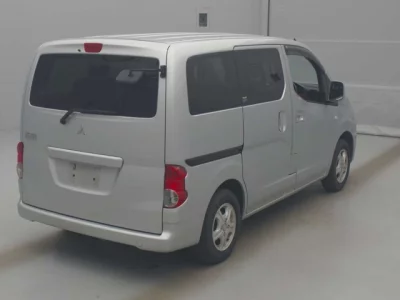 Mitsubishi DELICA D3