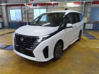 Nissan SERENA лот № 7512 оценка 4.5  с аукциона в Японии 2