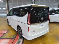 Nissan SERENA лот № 7513 оценка 3.5  с аукциона в Японии 1