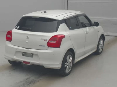 Suzuki SWIFT  с аукциона в Японии