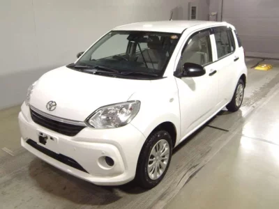 Toyota PASSO  с аукциона в Японии
