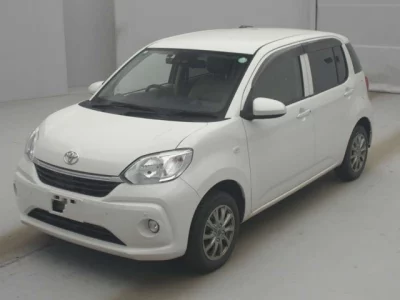 Toyota PASSO  с аукциона в Японии