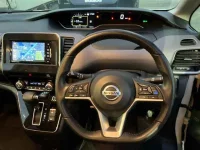 Nissan SERENA лот № 30001 оценка 4  с аукциона в Японии 2