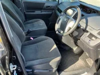 Toyota VOXY лот № 30008 оценка 4  с аукциона в Японии 6