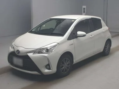 Toyota VITZ  с аукциона в Японии