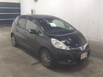 Honda FIT  с аукциона в Японии