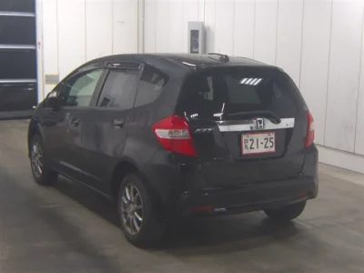 Honda FIT  с аукциона в Японии