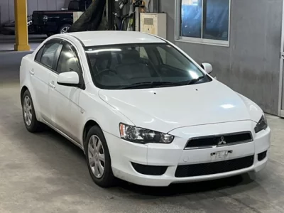 Mitsubishi GALANT FORTIS