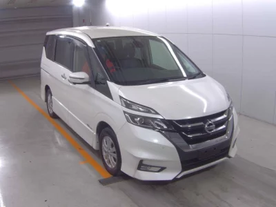 Nissan SERENA  с аукциона в Японии