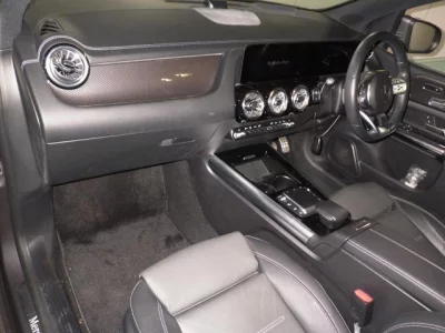 Mercedes-Benz B CLASS